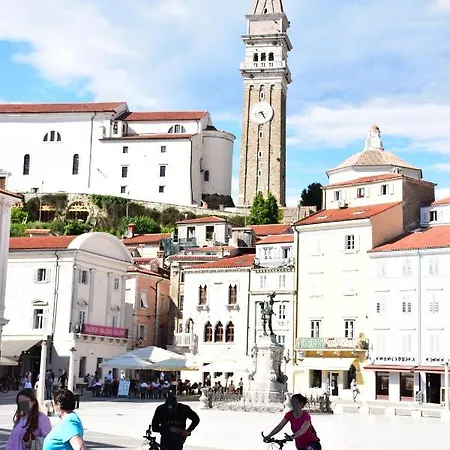 Rosso Piran. Apartment *