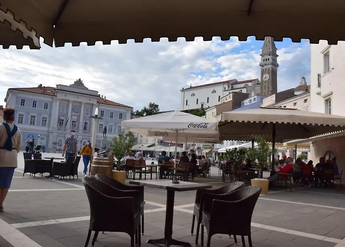 Rosso Piran. * Pirano